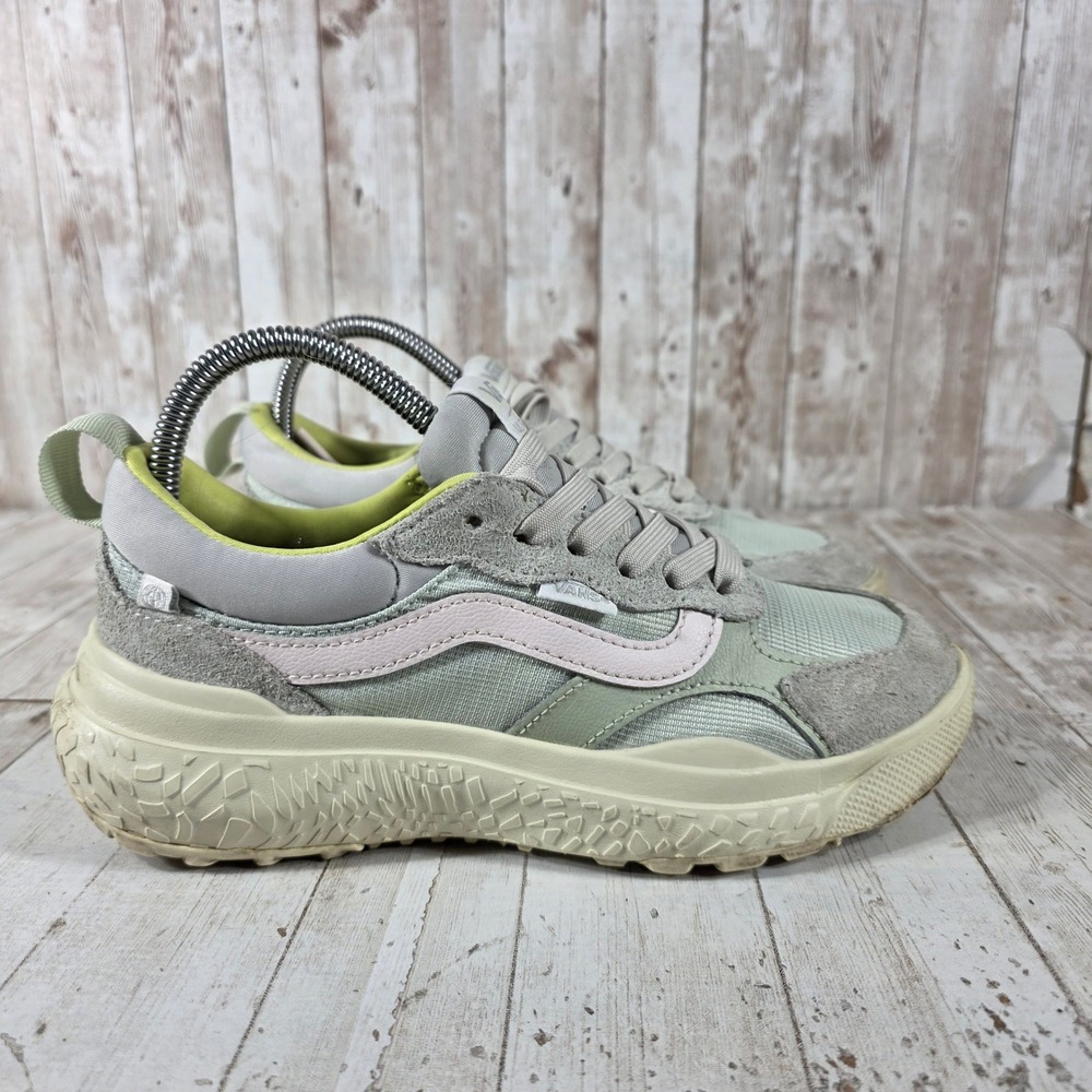 Vans UltraRange EXO SE Sage Green Grey Pink Sneakers Womens 7 Low Top VR3Cush